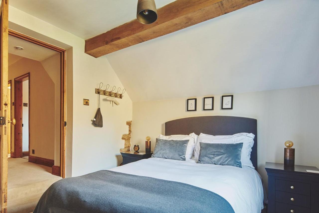 Large Stylish Luxury Cotswold Cottage - Ideal For Families, W/ Ev Charging Andoversford Exterior photo